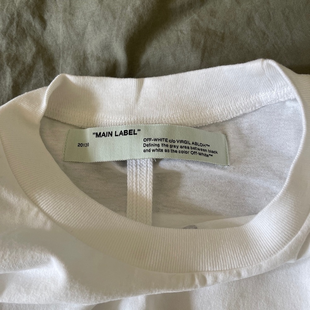 Off White Tee Shirt Brand New Cond.
